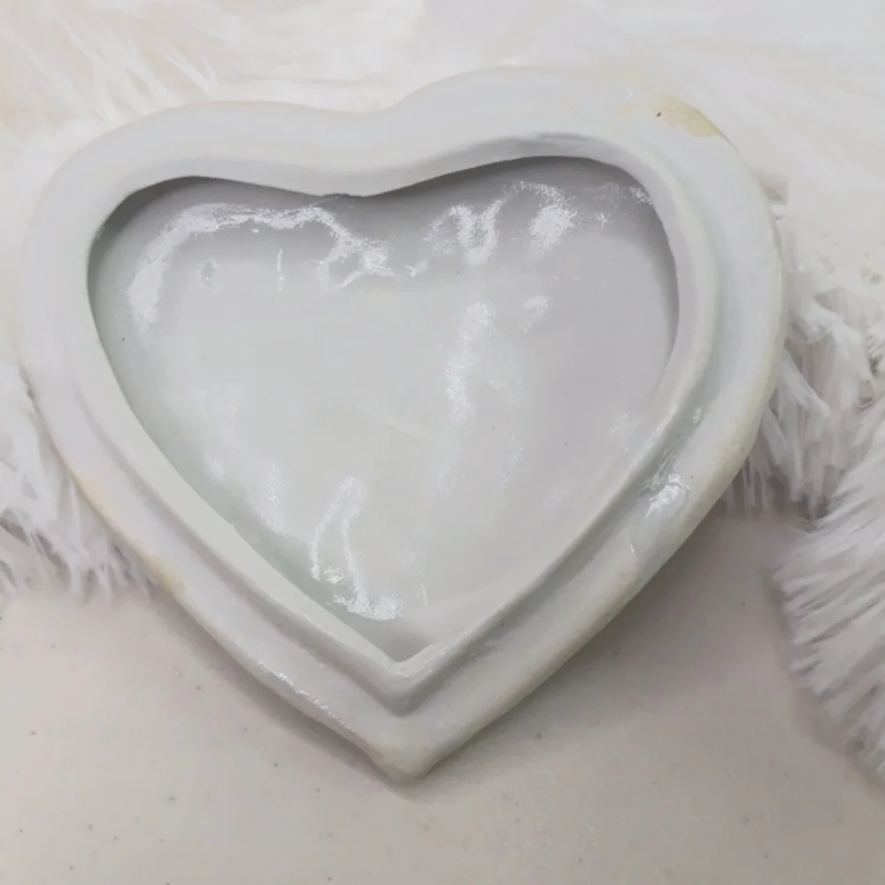 Trinket ceramic heart box & ceramic basket floral